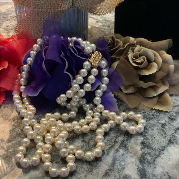 Kenneth Jay Lane Deco three row Pearly Necklace. From Neiman Marcus. - Picture 9 of 11